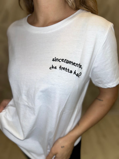 T-SHIRT SCRITTA