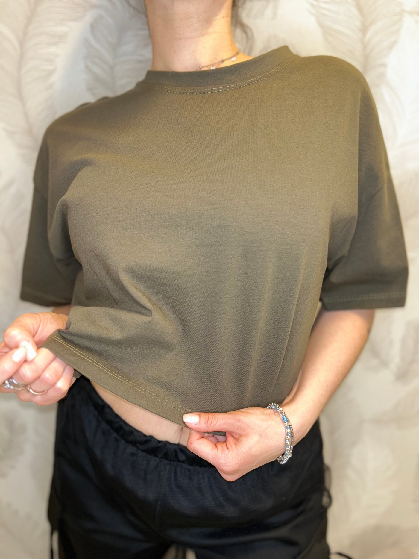 T-SHIRT CROP